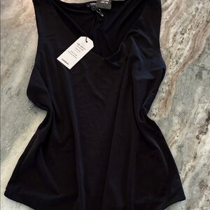 New Express Women’s Black v Neck Tank black expressed body suit. Contour